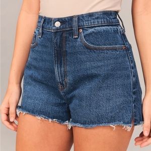 Abercrombie & Fitch | Curve Love High Rise Mom Short